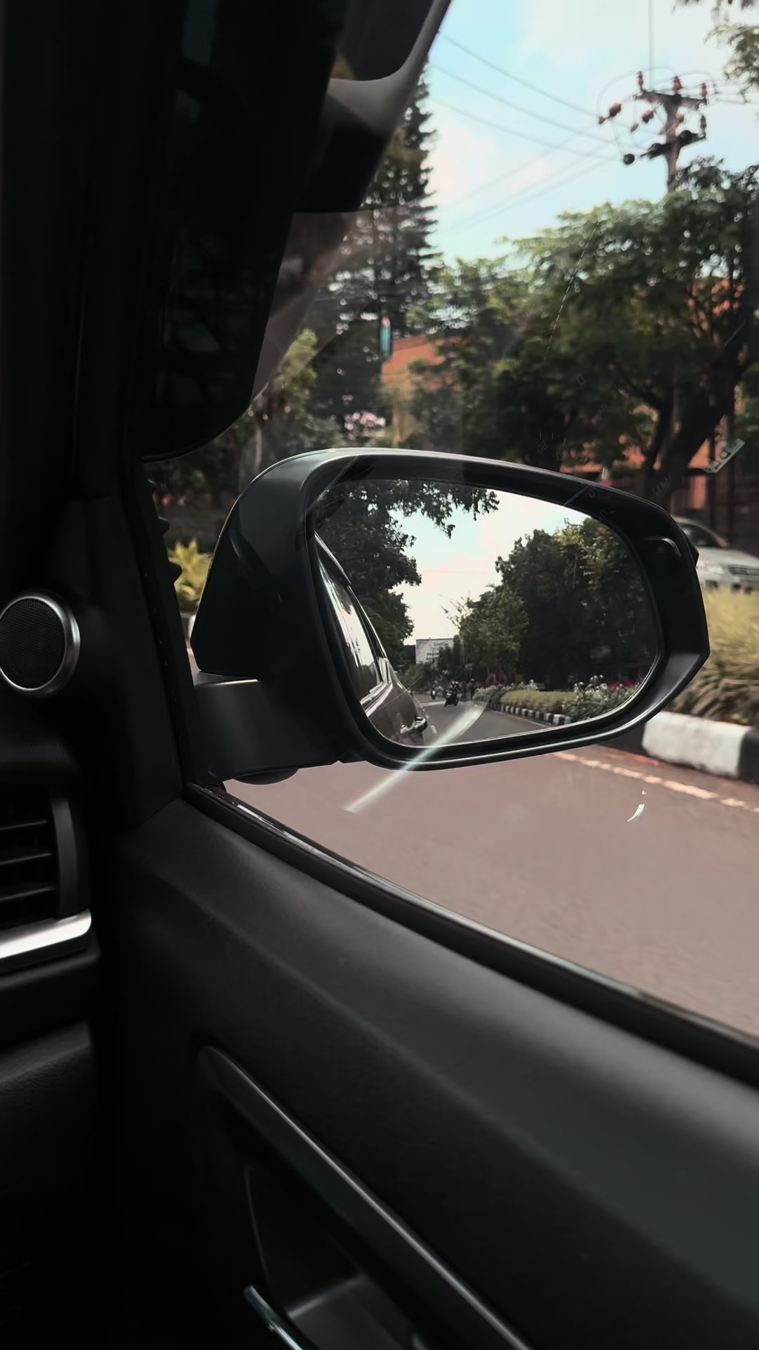 @kamerabelakang0