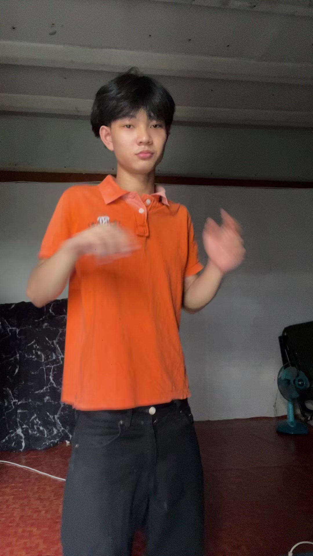 @???