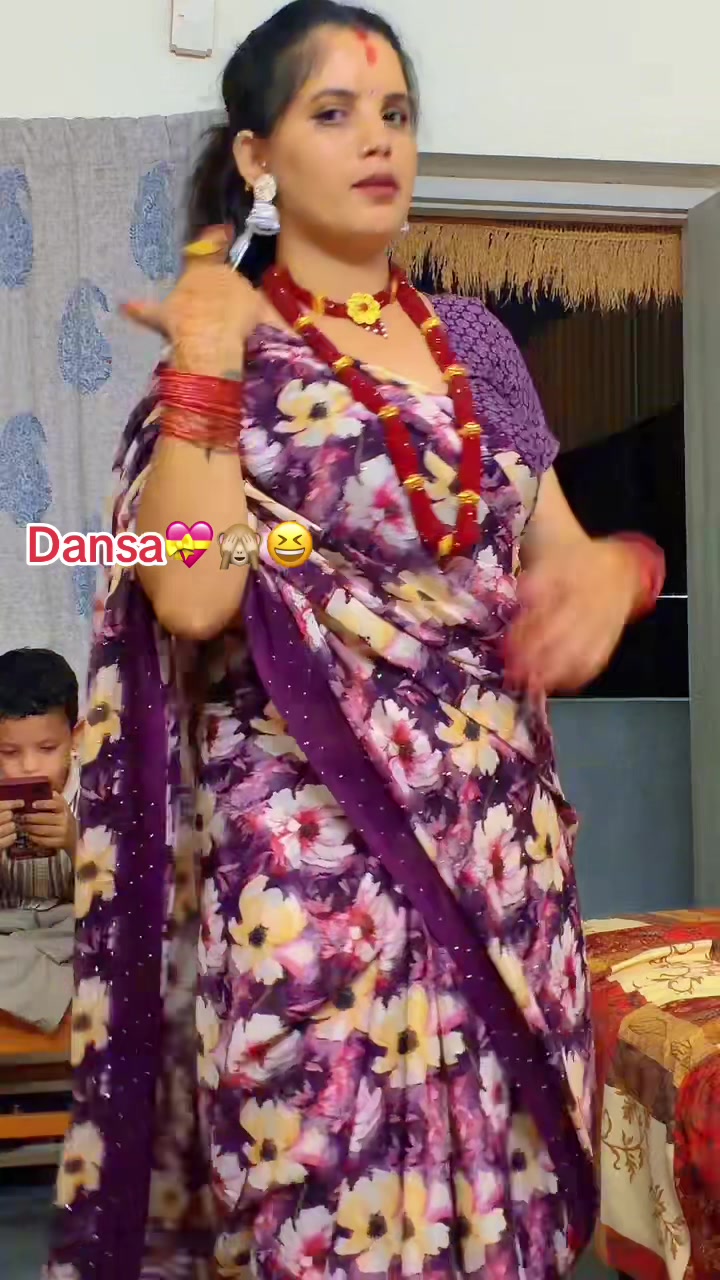 @Niru Queen 👑❣️🥀