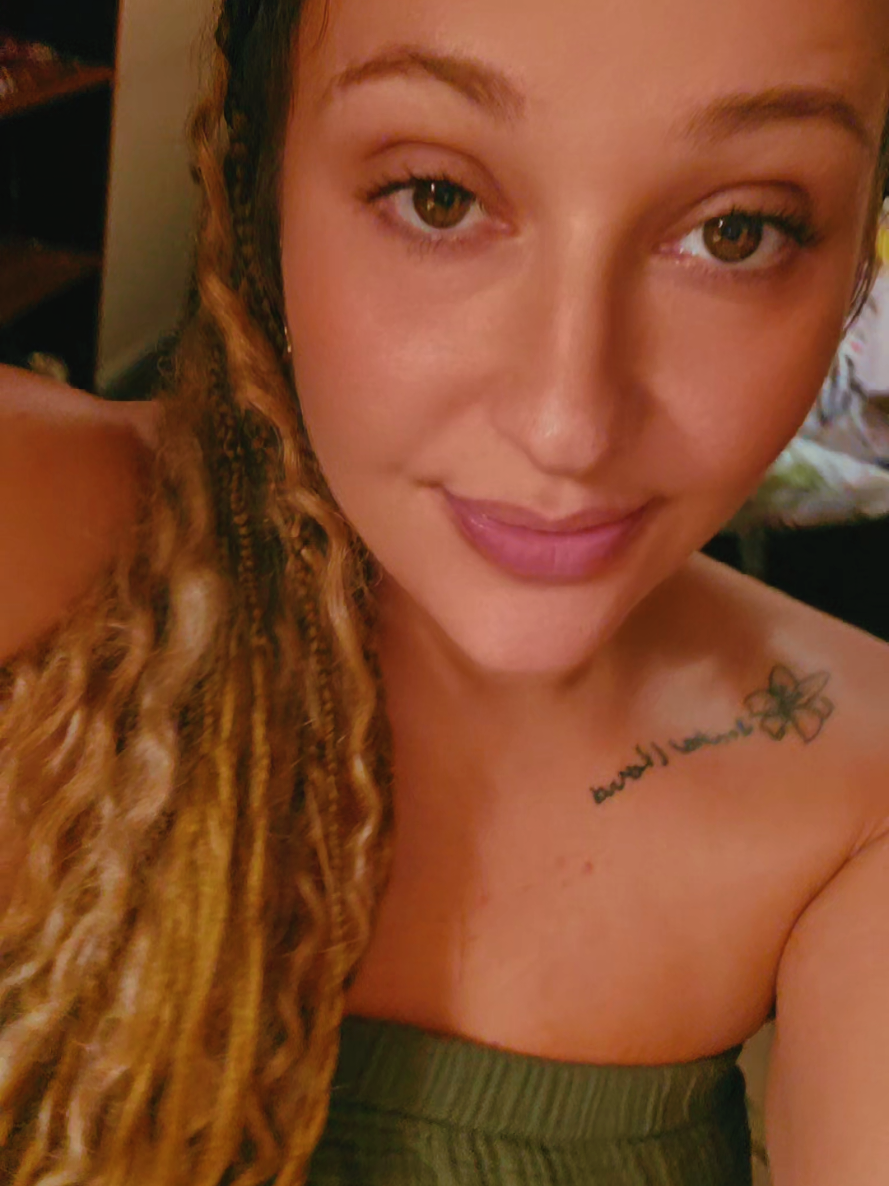 @ScreamQueen24🥀