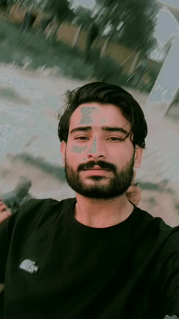 @Mithoo🇵🇰