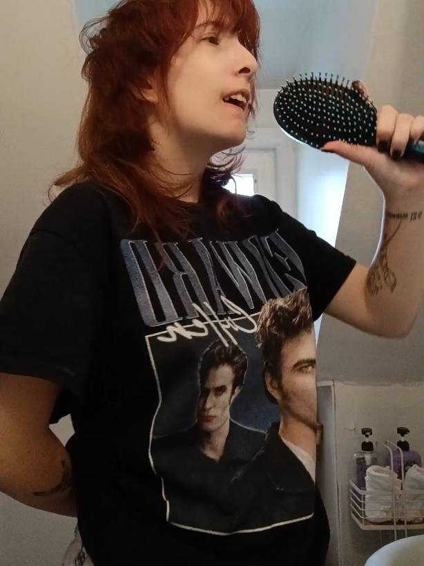 @Isabella