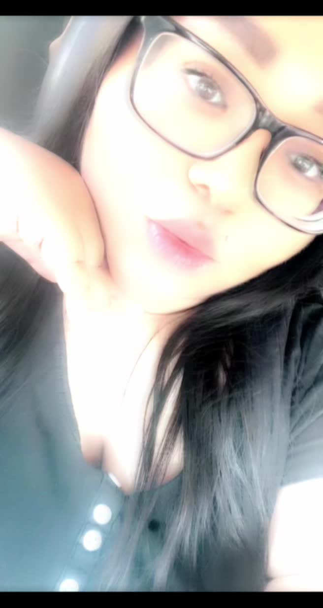 @Mari Acosta