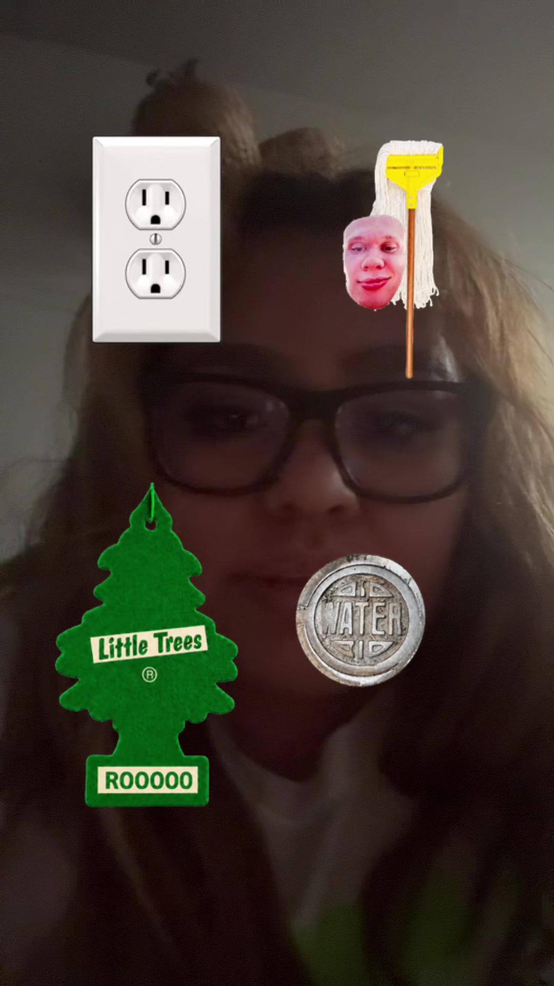 @Tania Debora