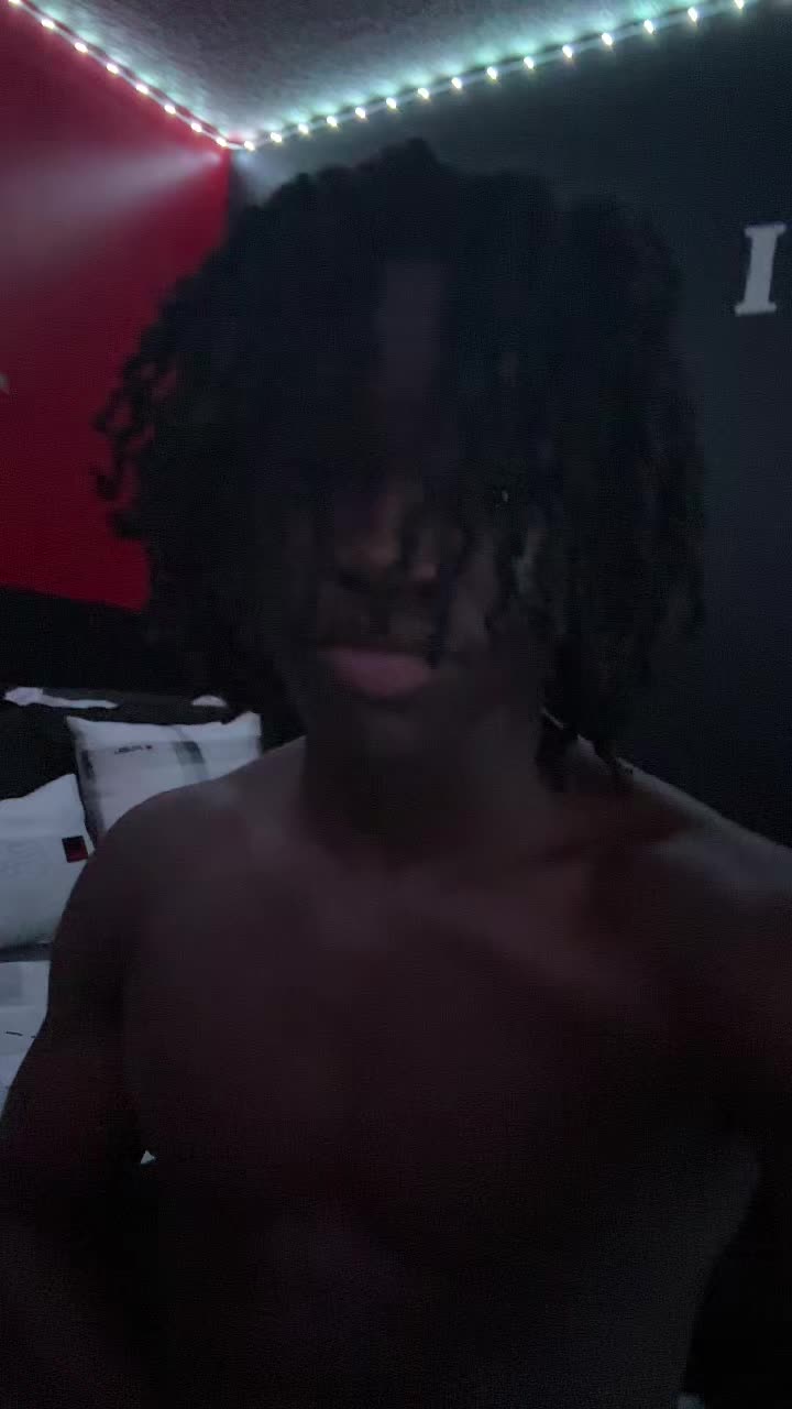 @￼