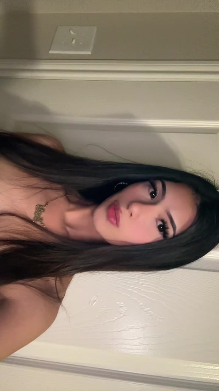 @leslie <33