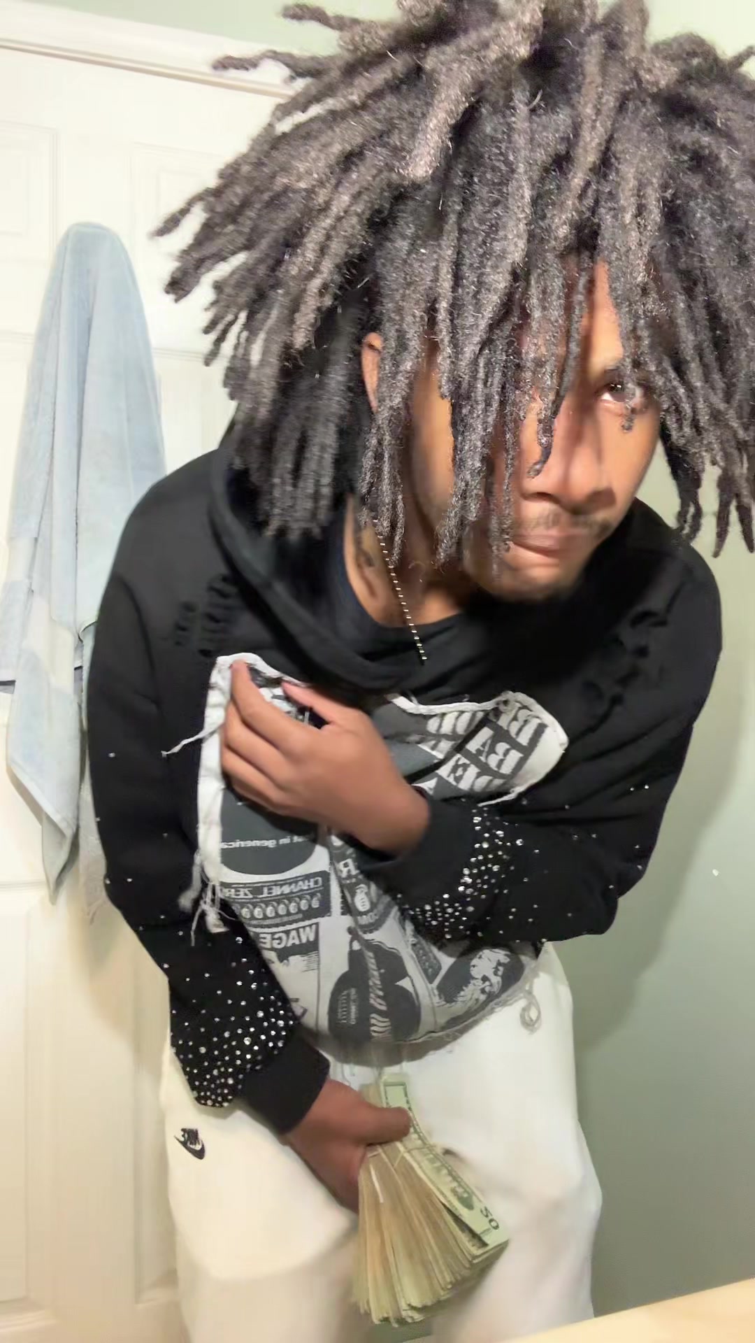 @bl44dbathh
