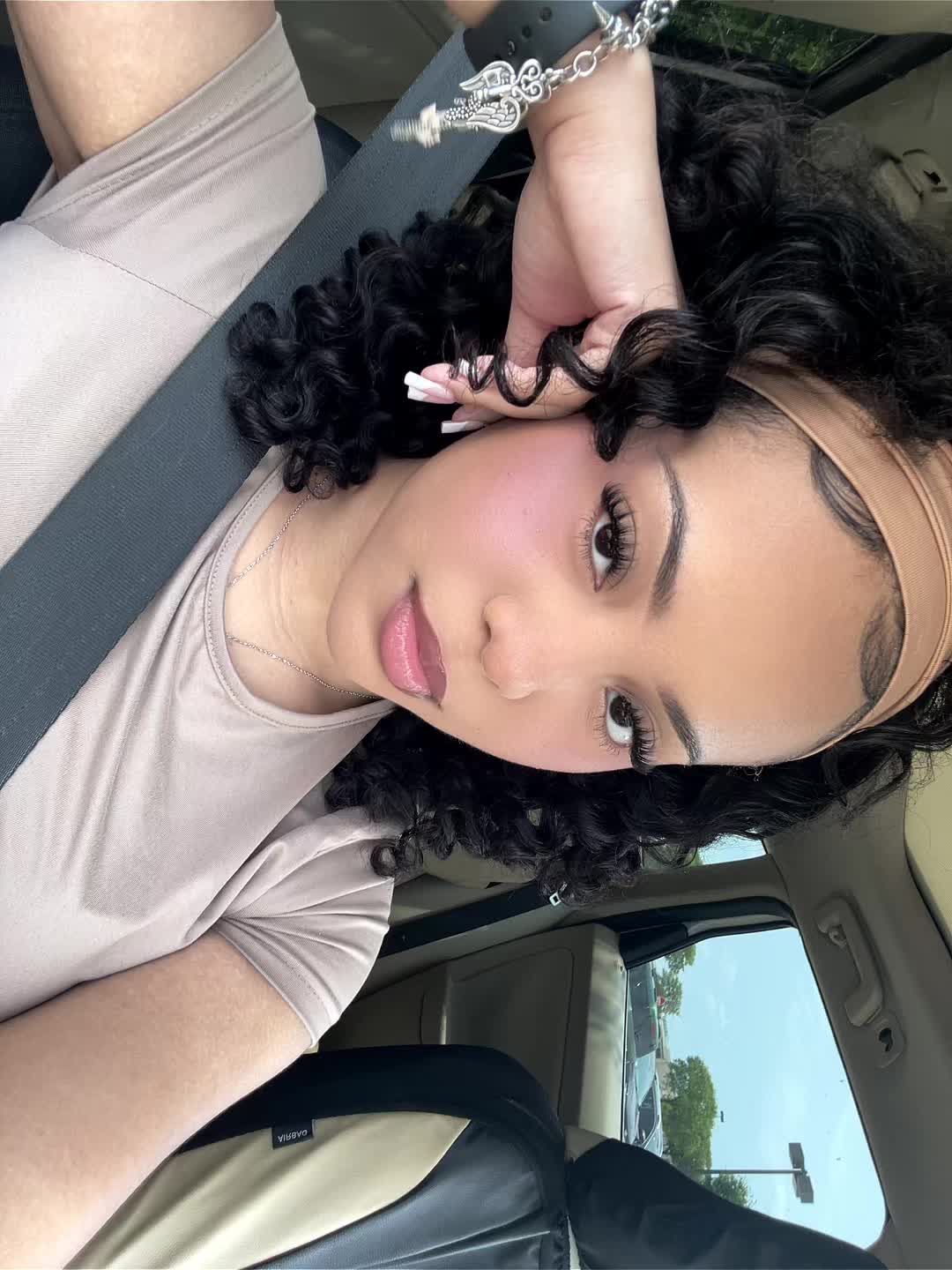 @Infamous.carebear 𖣂