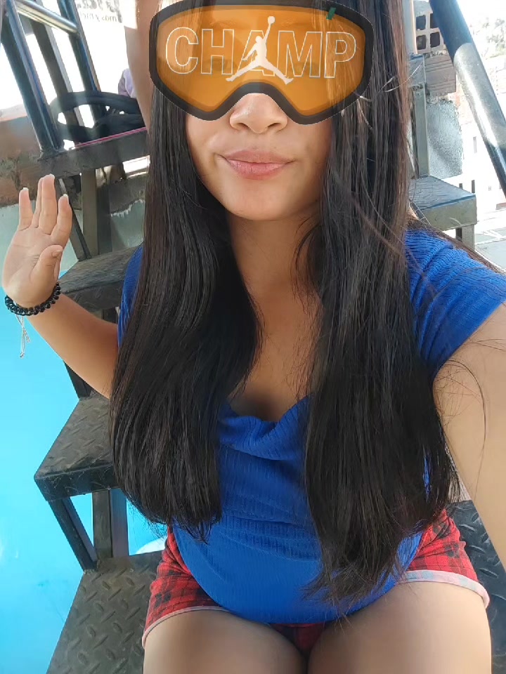 @vale.diaz
