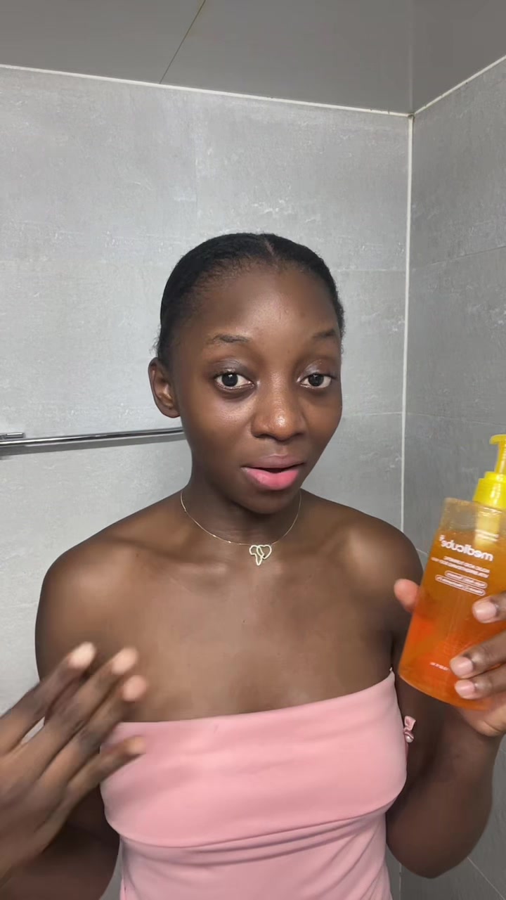 @ÉMILIE MIKOUATA 🦋🇬🇦🇰🇷