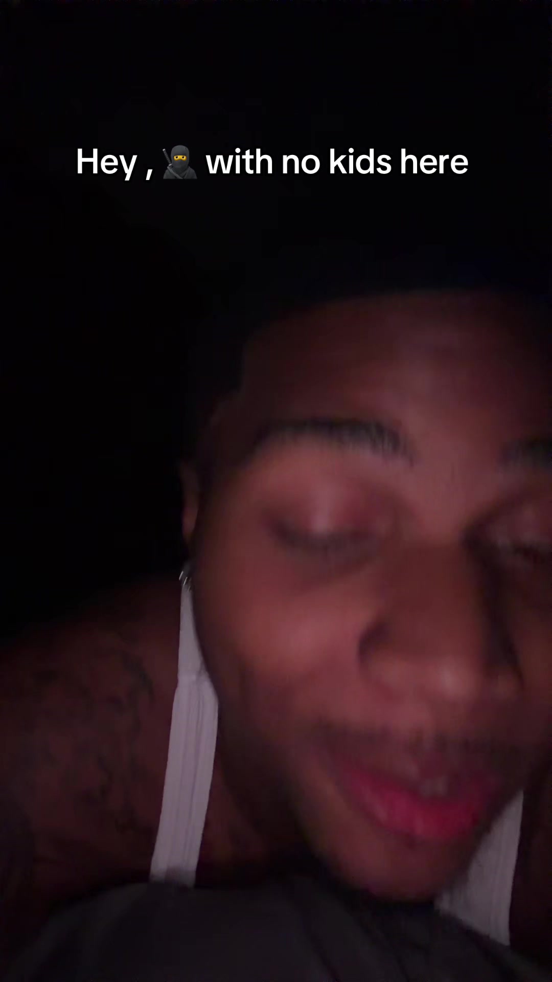 @_deewho