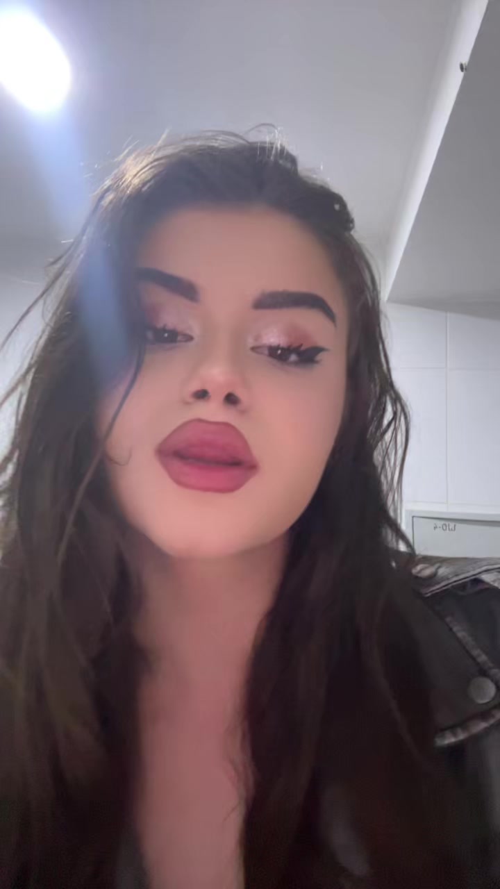@Варя