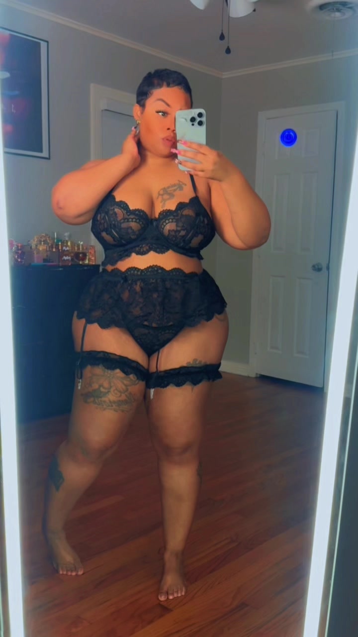 @BigBootyK🍭🍑❤️
