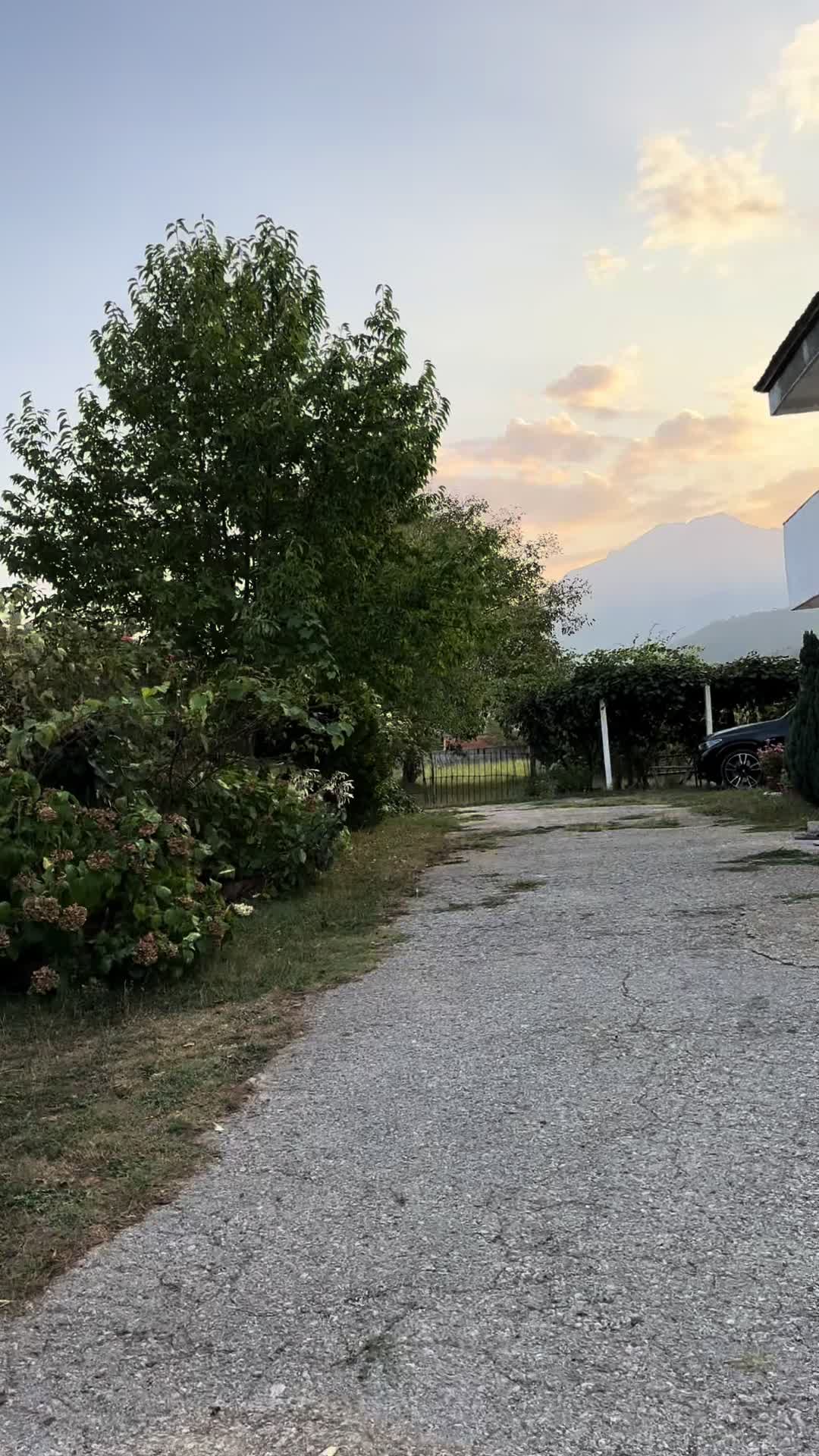 @Tropoja Vendi Me I Bukur