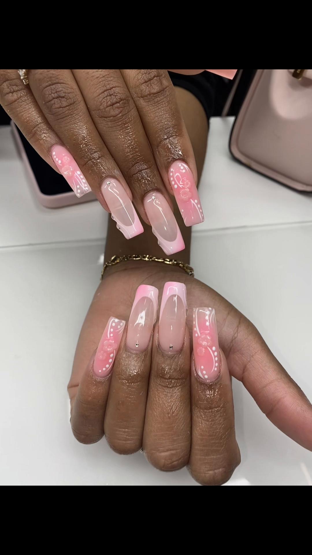 @Nia🖤 Pasadena based Nail tech