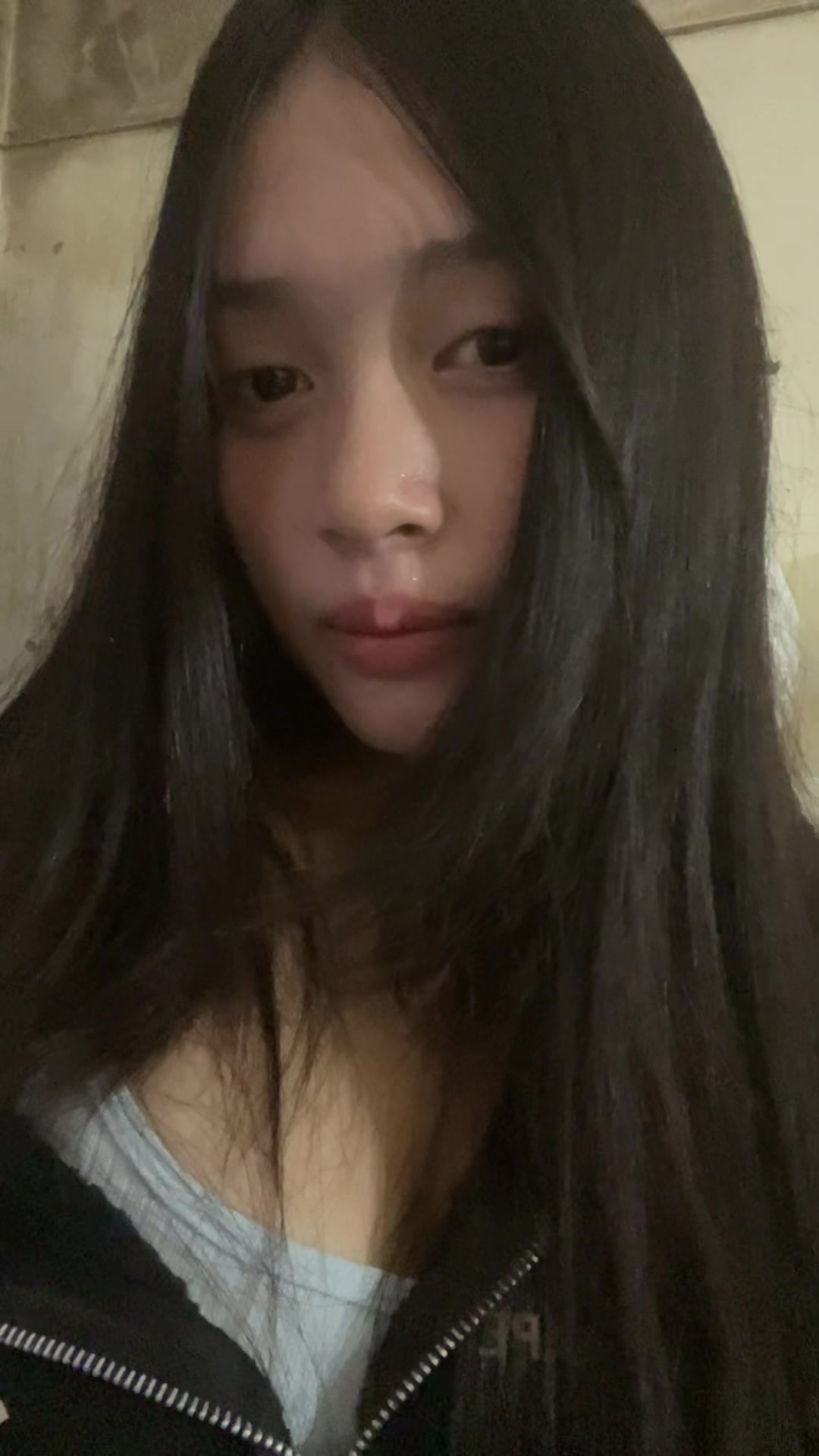 @HOUNG