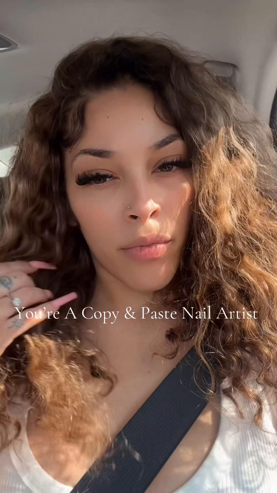 @nailartistnayy_