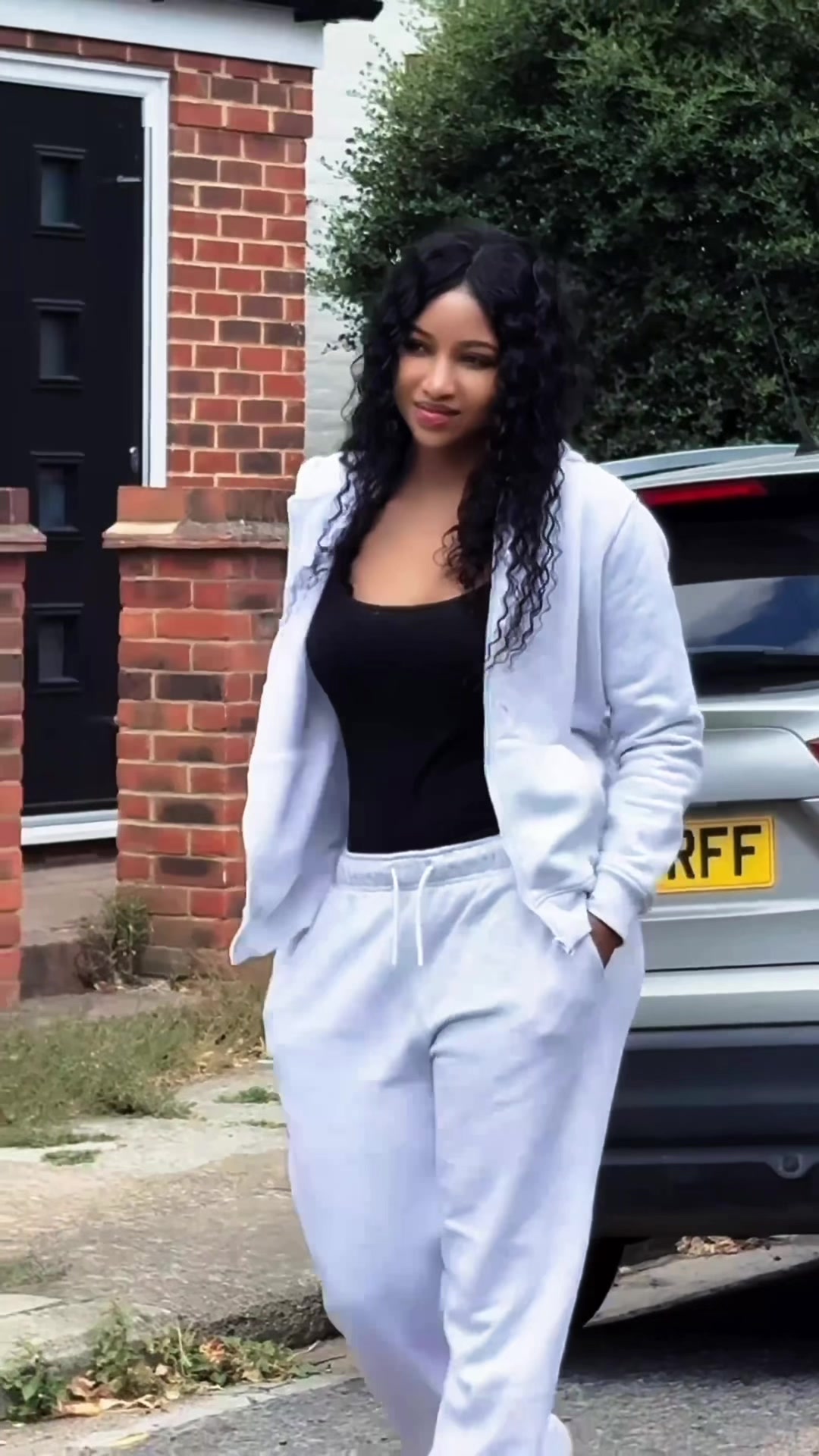 @Cʜᴇɪᴋʜ❤️Aᴍɪɴᴀᴇɴɢʟᴀɴᴅ🇸🇳🇬🇧