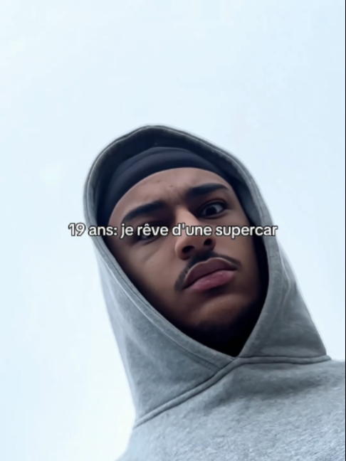 @Kéo