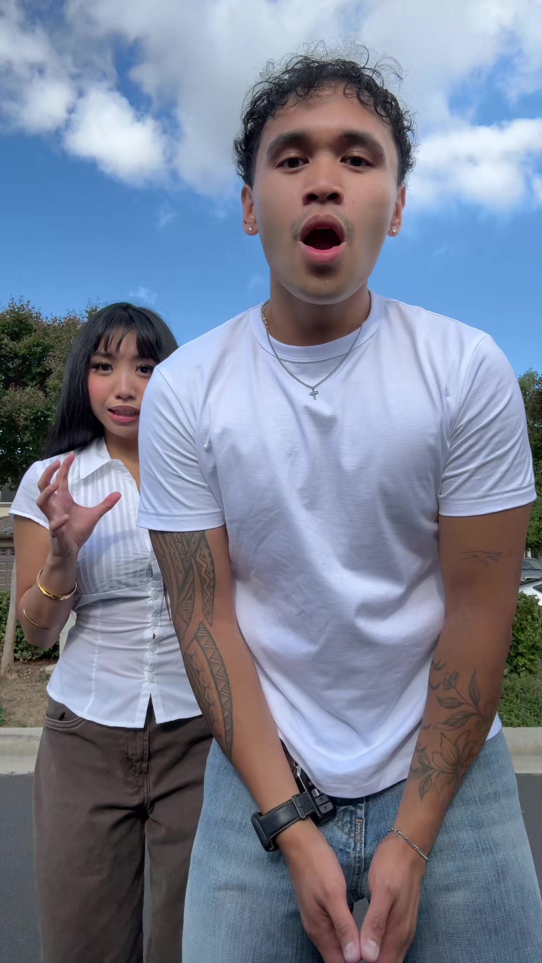 @ekek