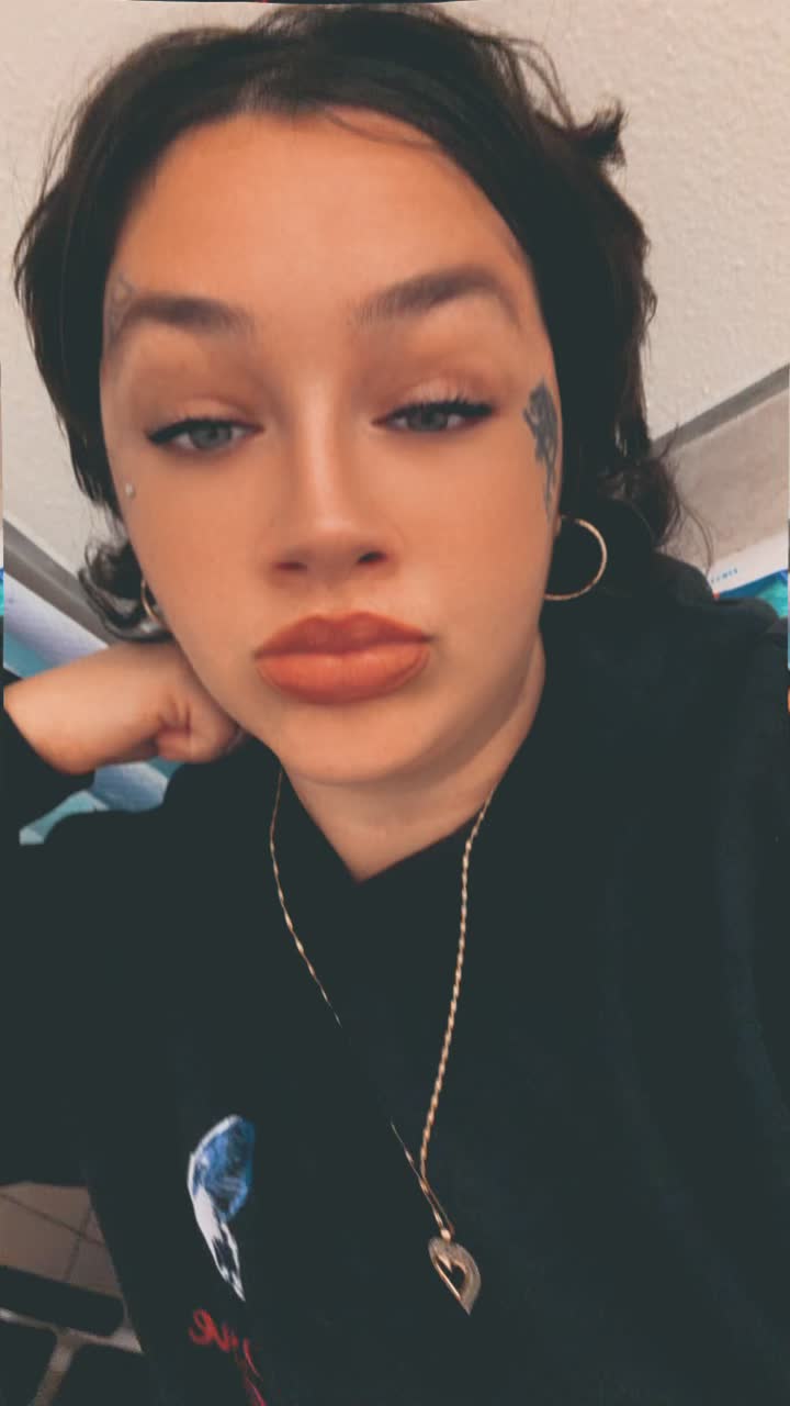 @AsiaLove