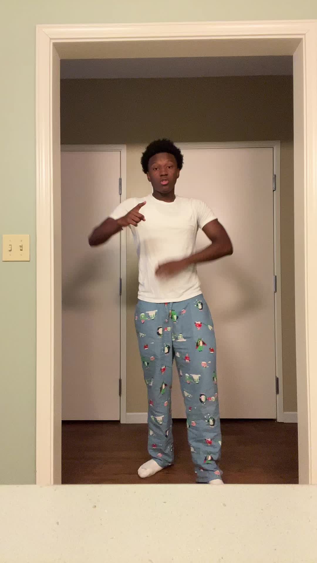 @useruno