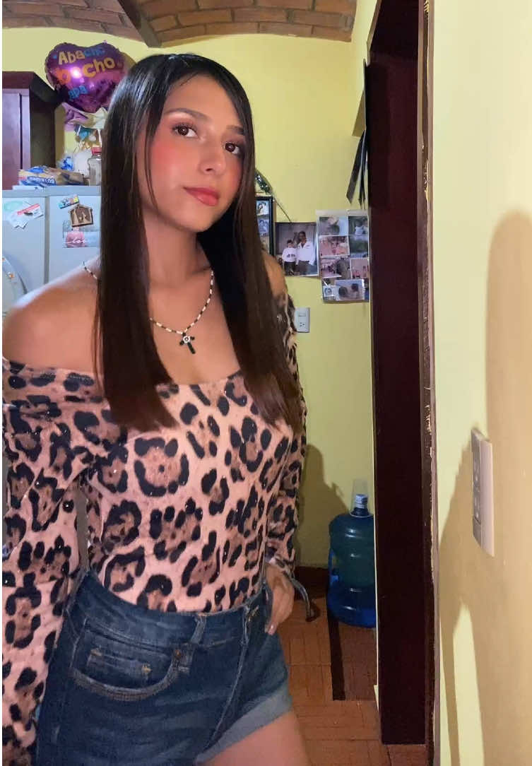 @Estefany🖤