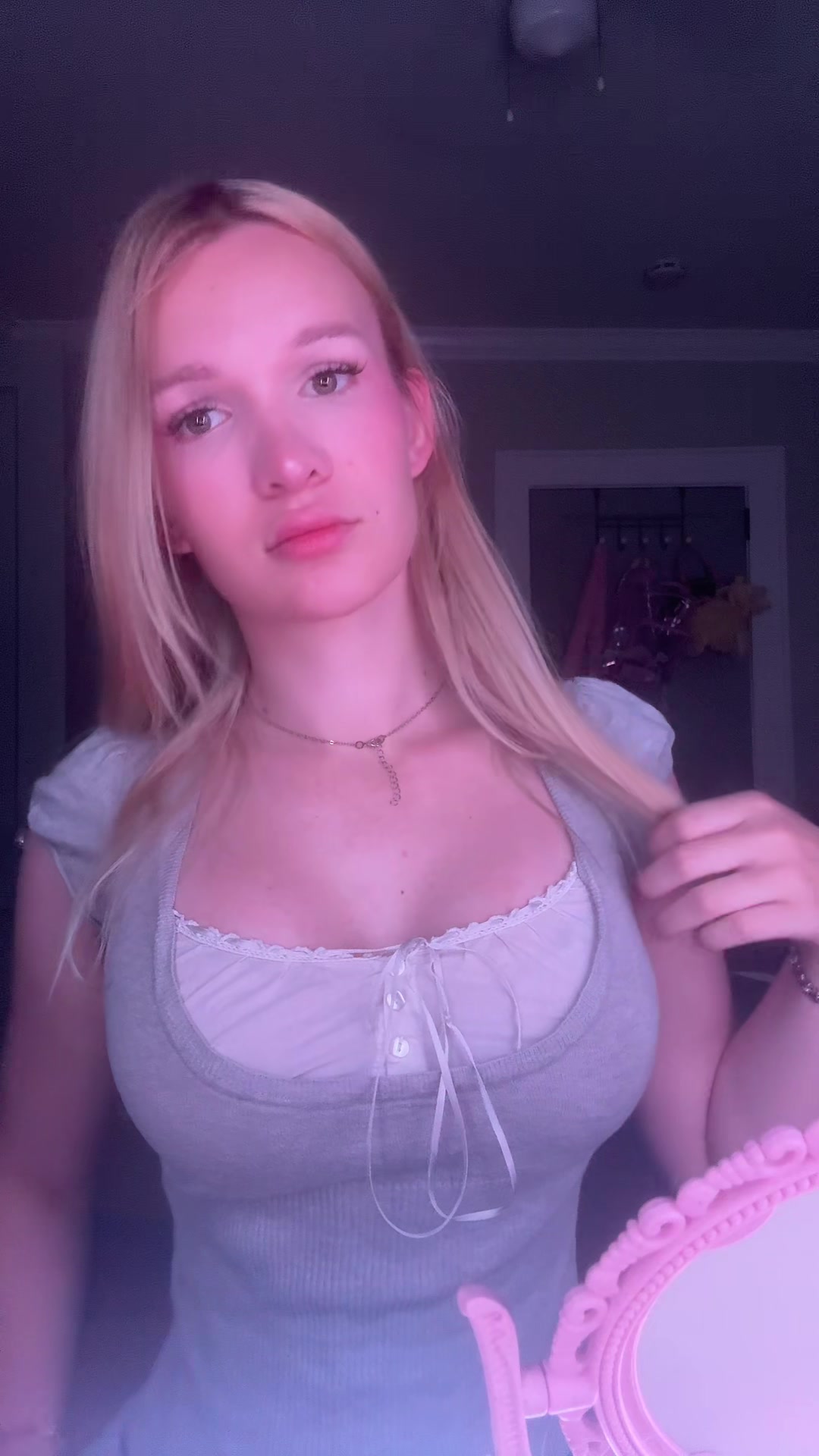 @Akaeli