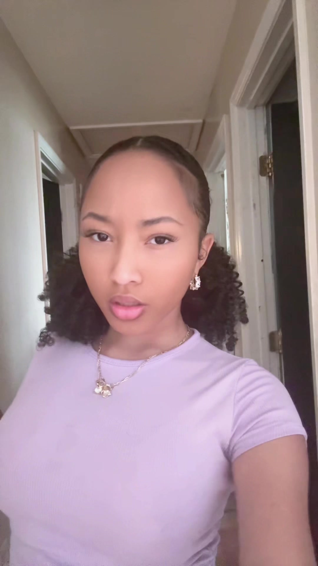 @𝓜.