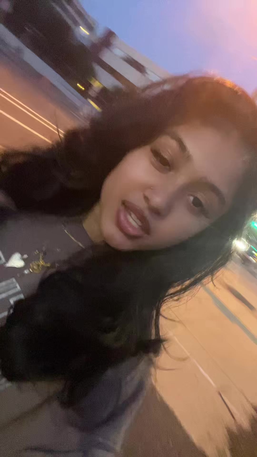 @︎