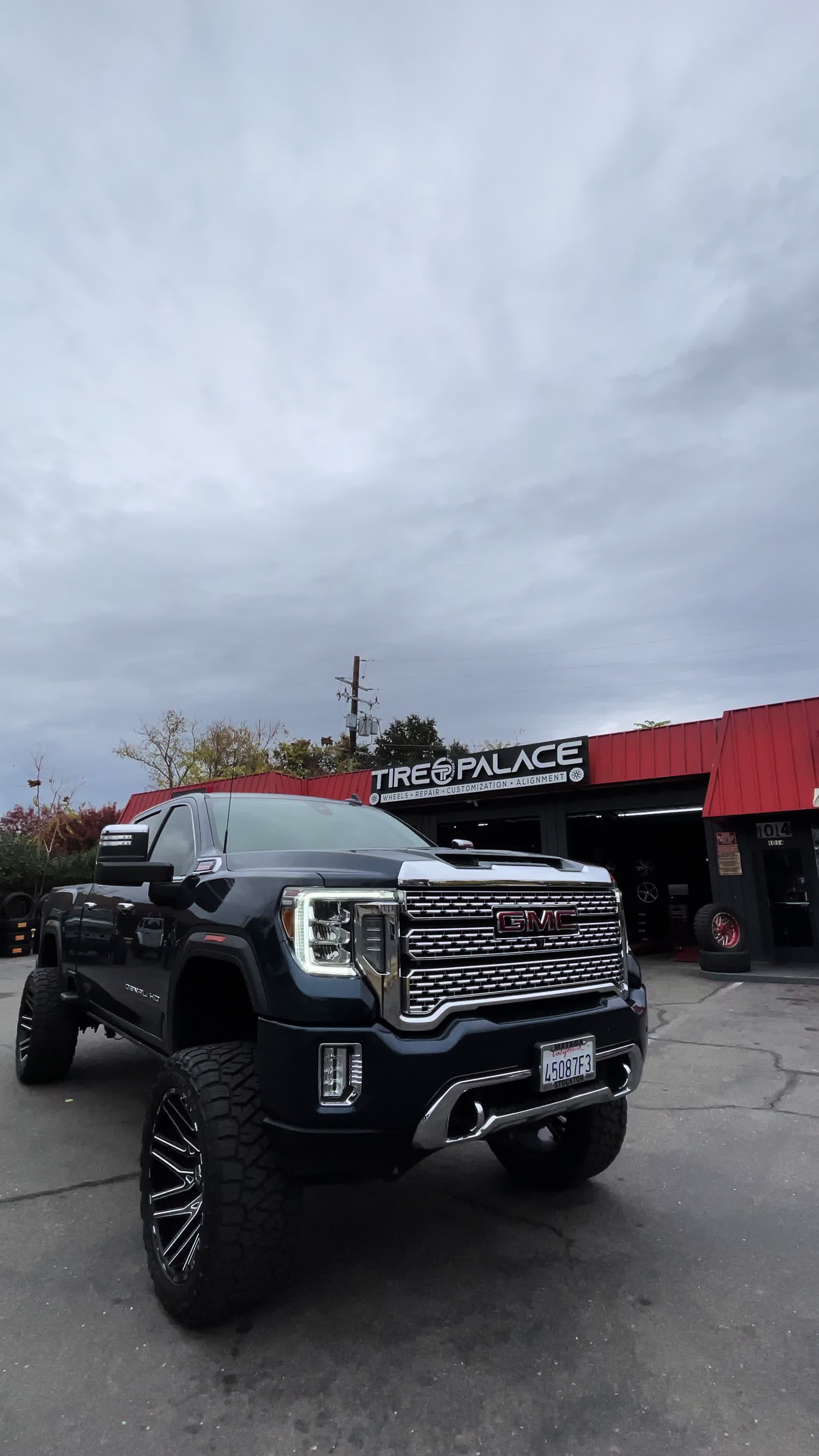 @tirepalace