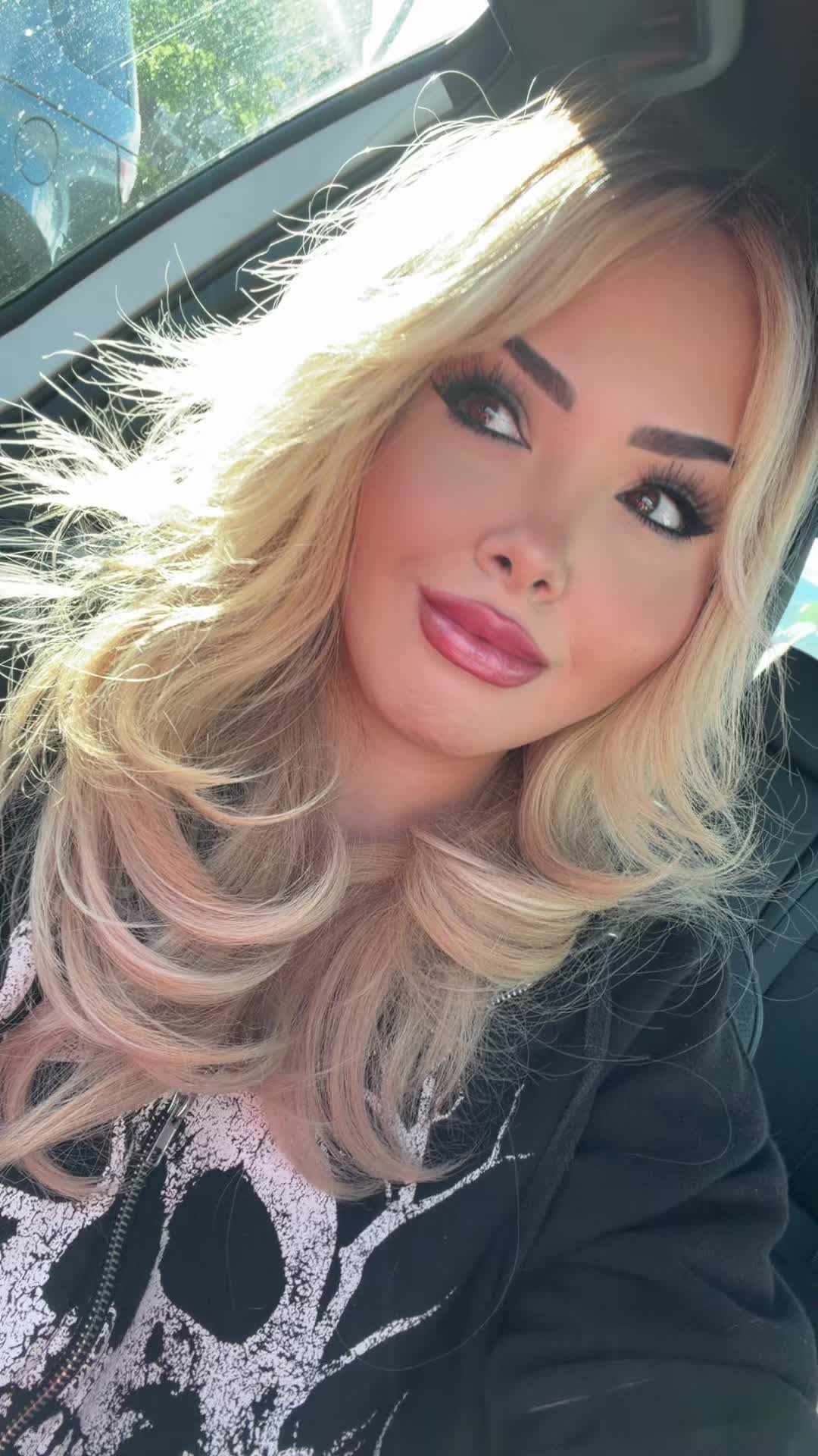@JadeySlimShady