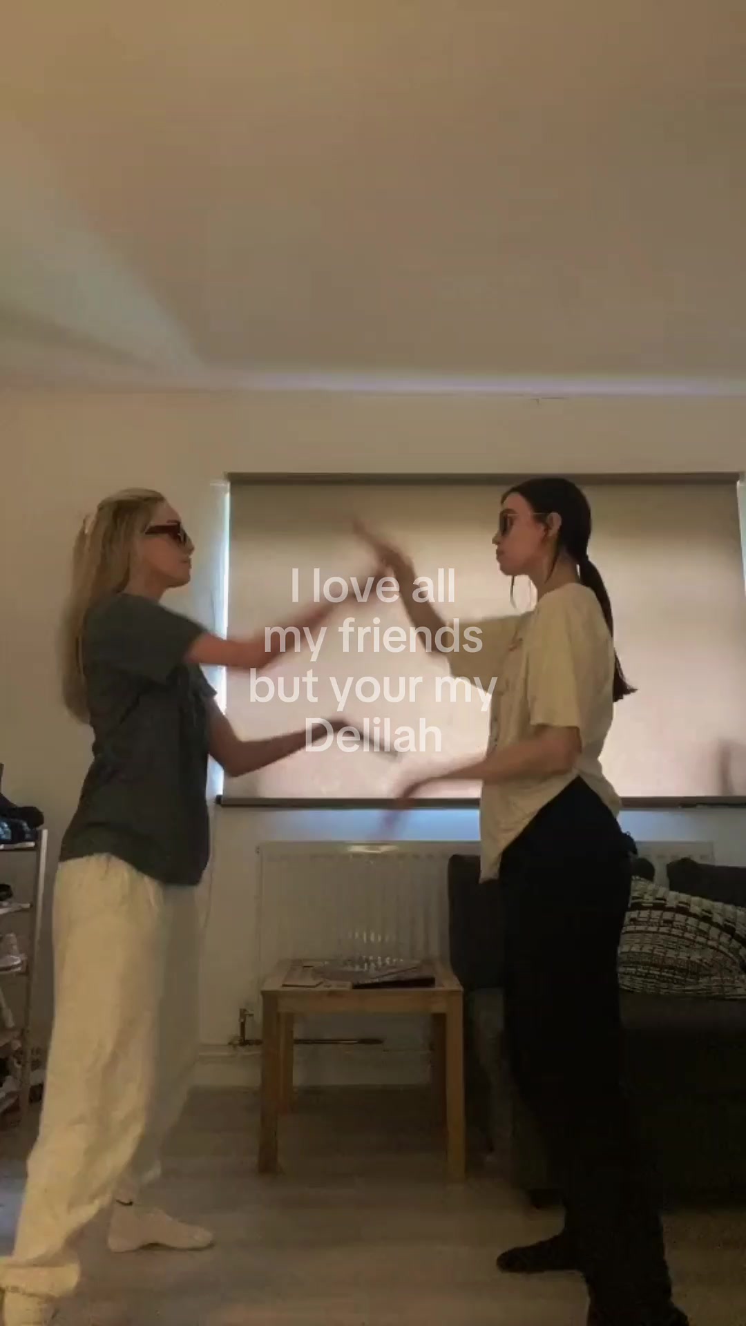 @ARINI 𝖙𝖊𝖒𝖕𝖑𝖆𝖙𝖊