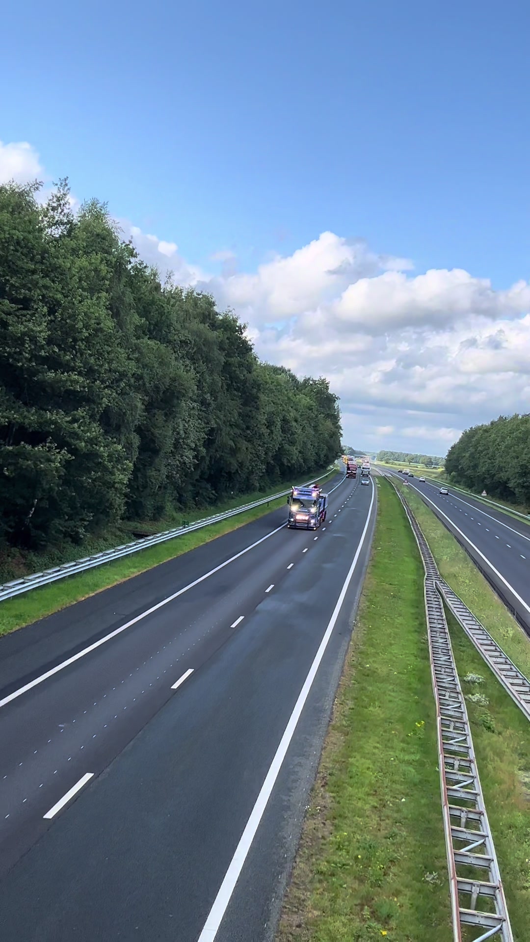 @GermanTruckspotter