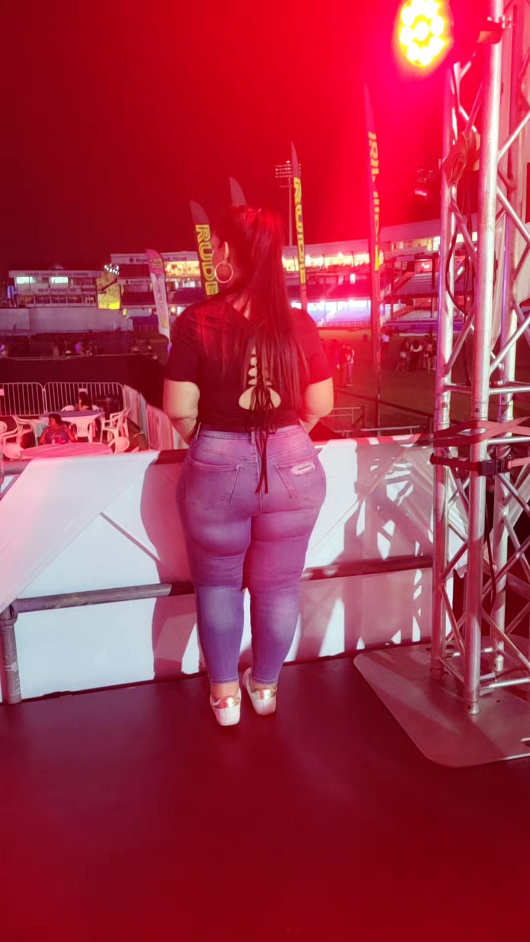 @Kaviii
