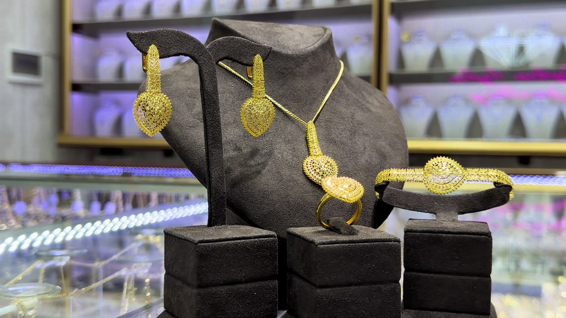 @Aydanaylin_jewellery