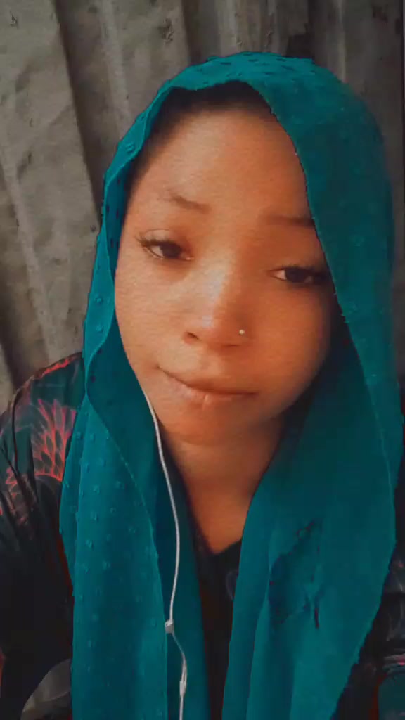 @meera🥰✈️