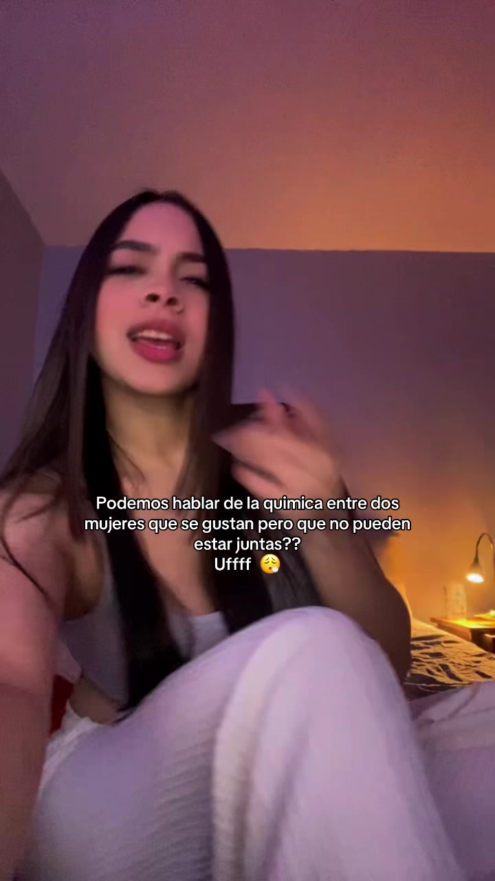 @AnnyDv🍋&zwj;🟩