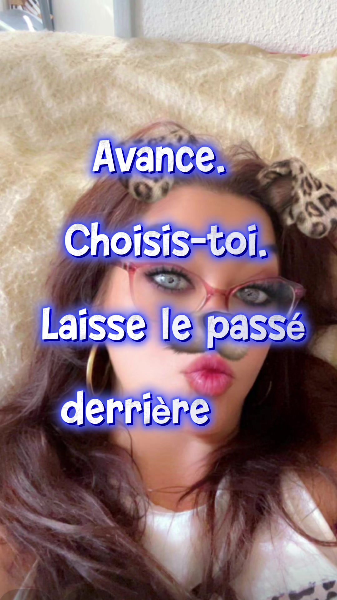 @clo
