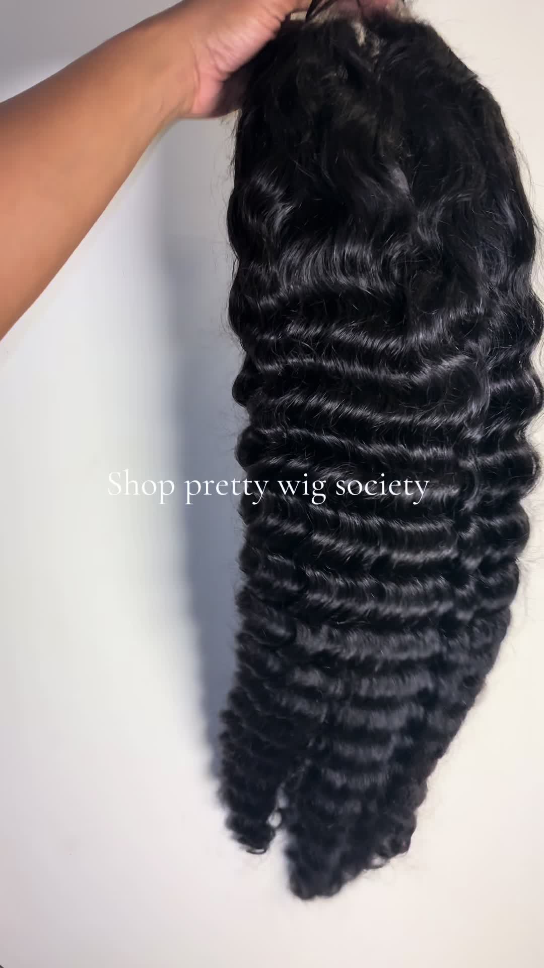 @LovelyLexiee