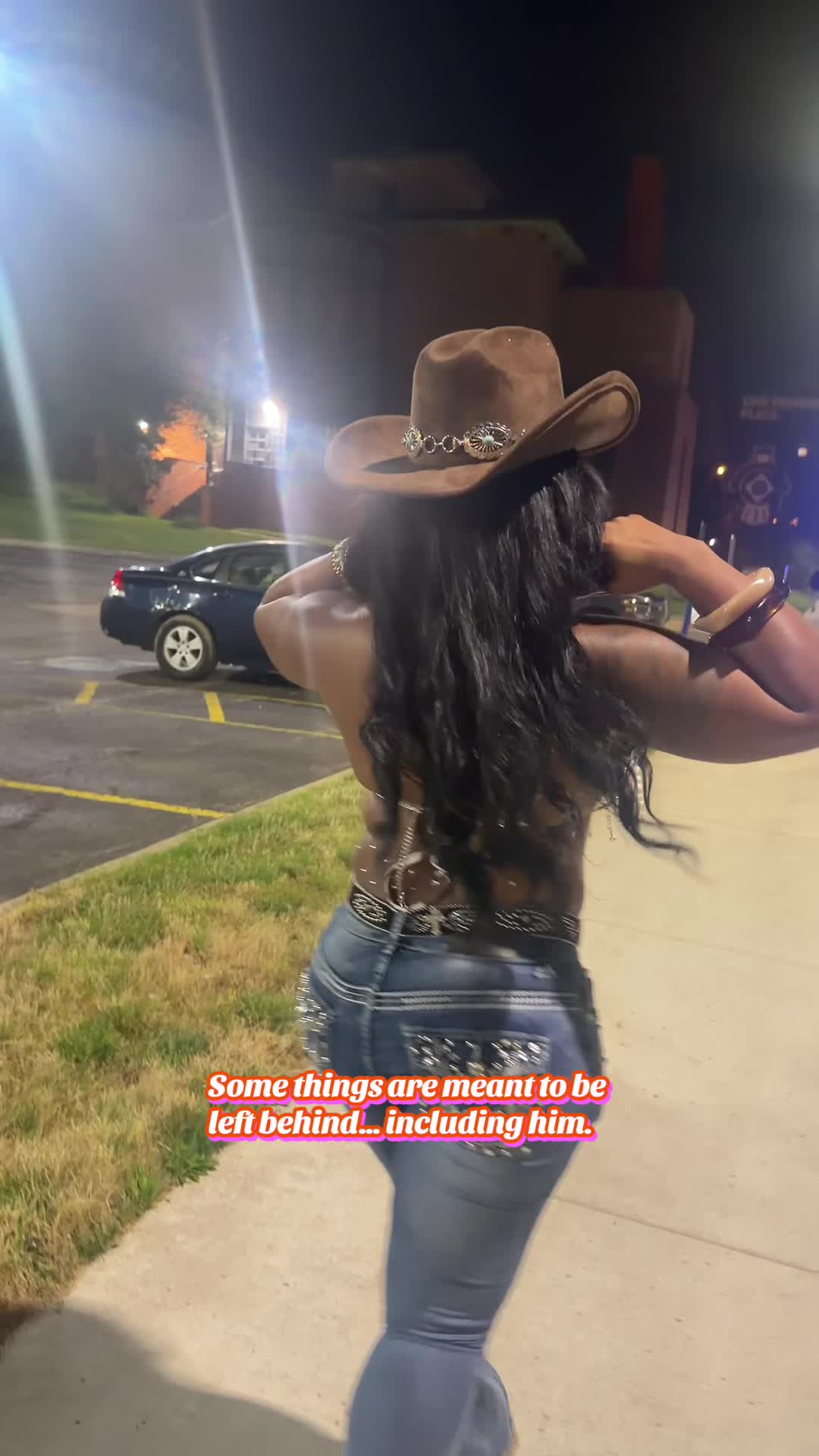 @Moni