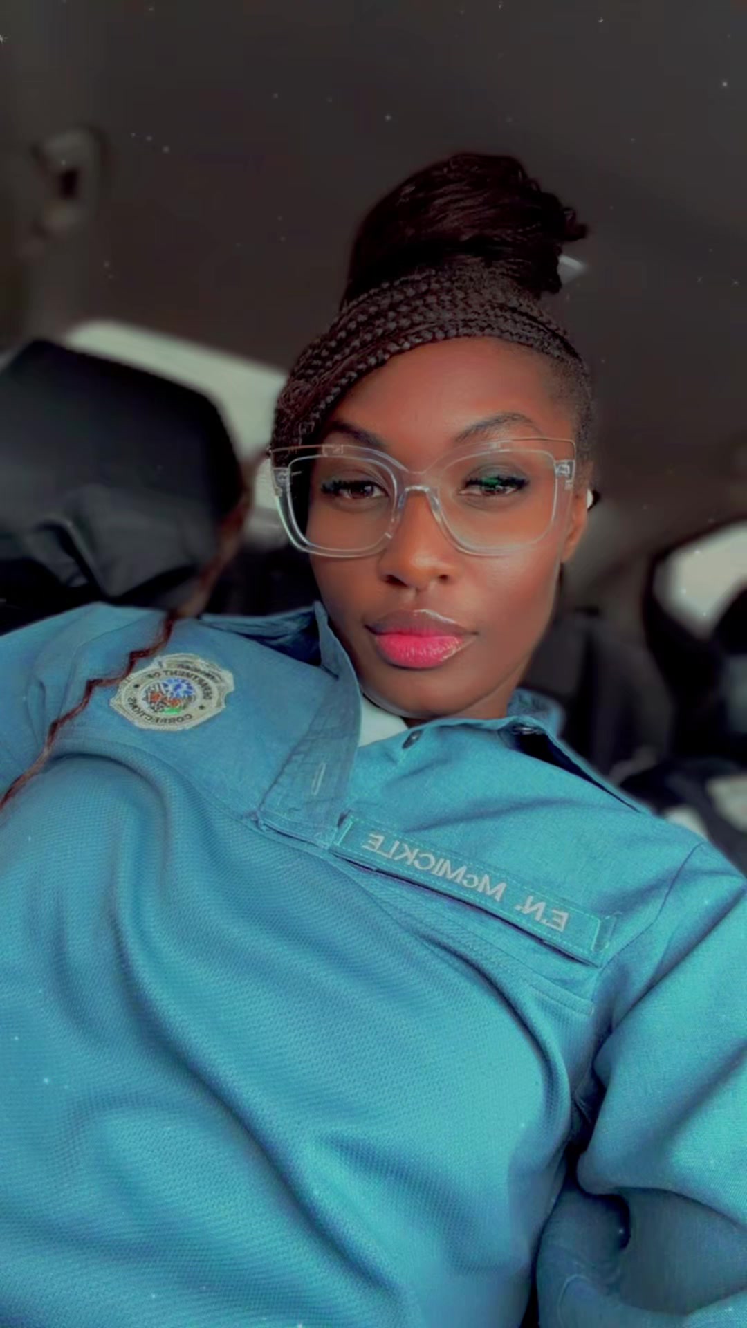 @Ebony Nicole 🍒