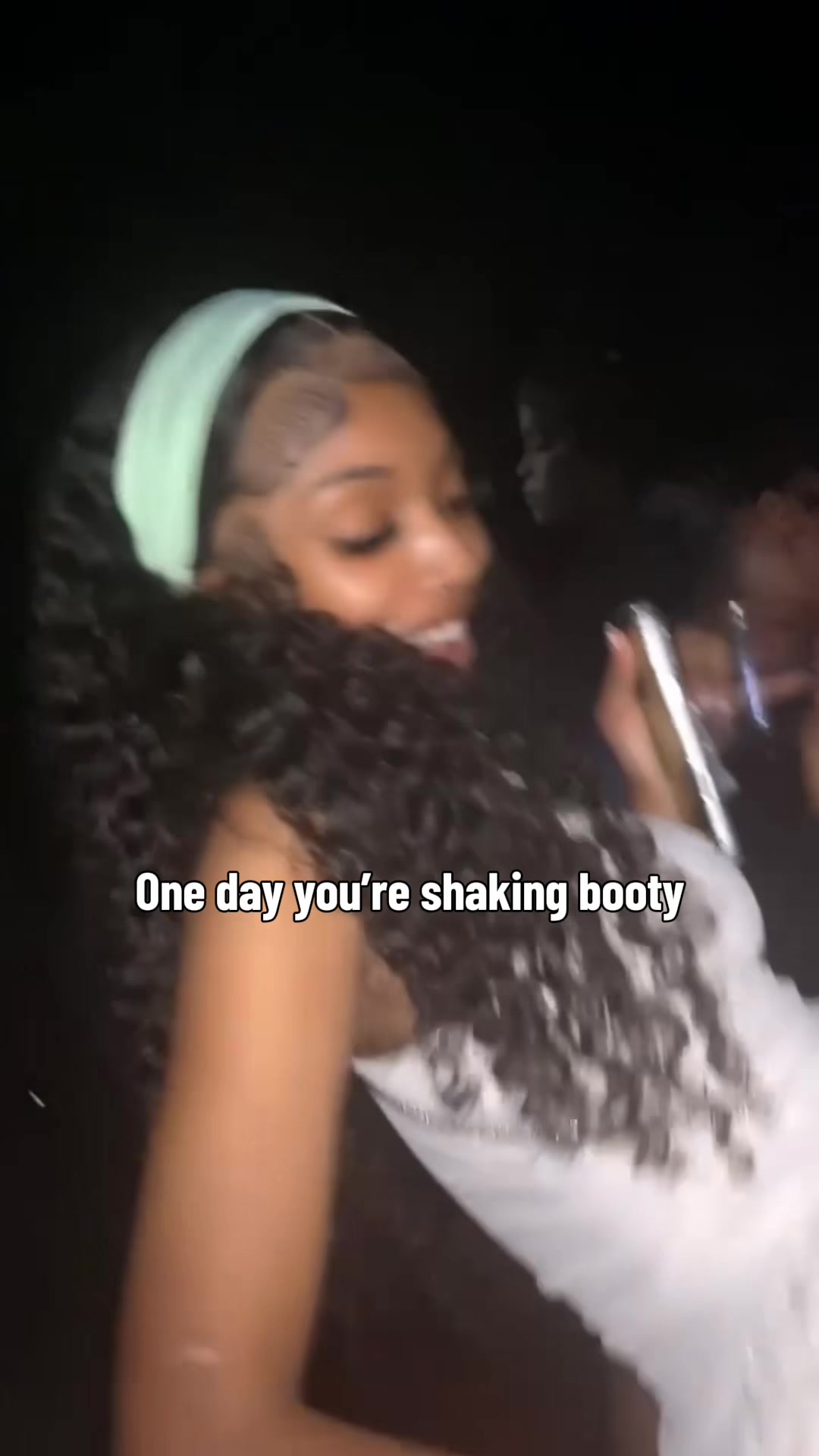 @Sydney_Andreaa