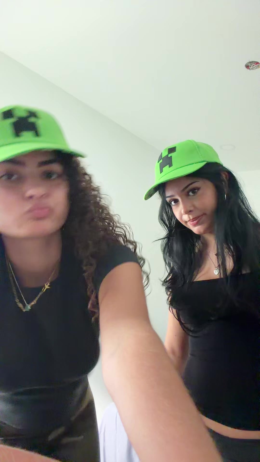 @choppedmierda