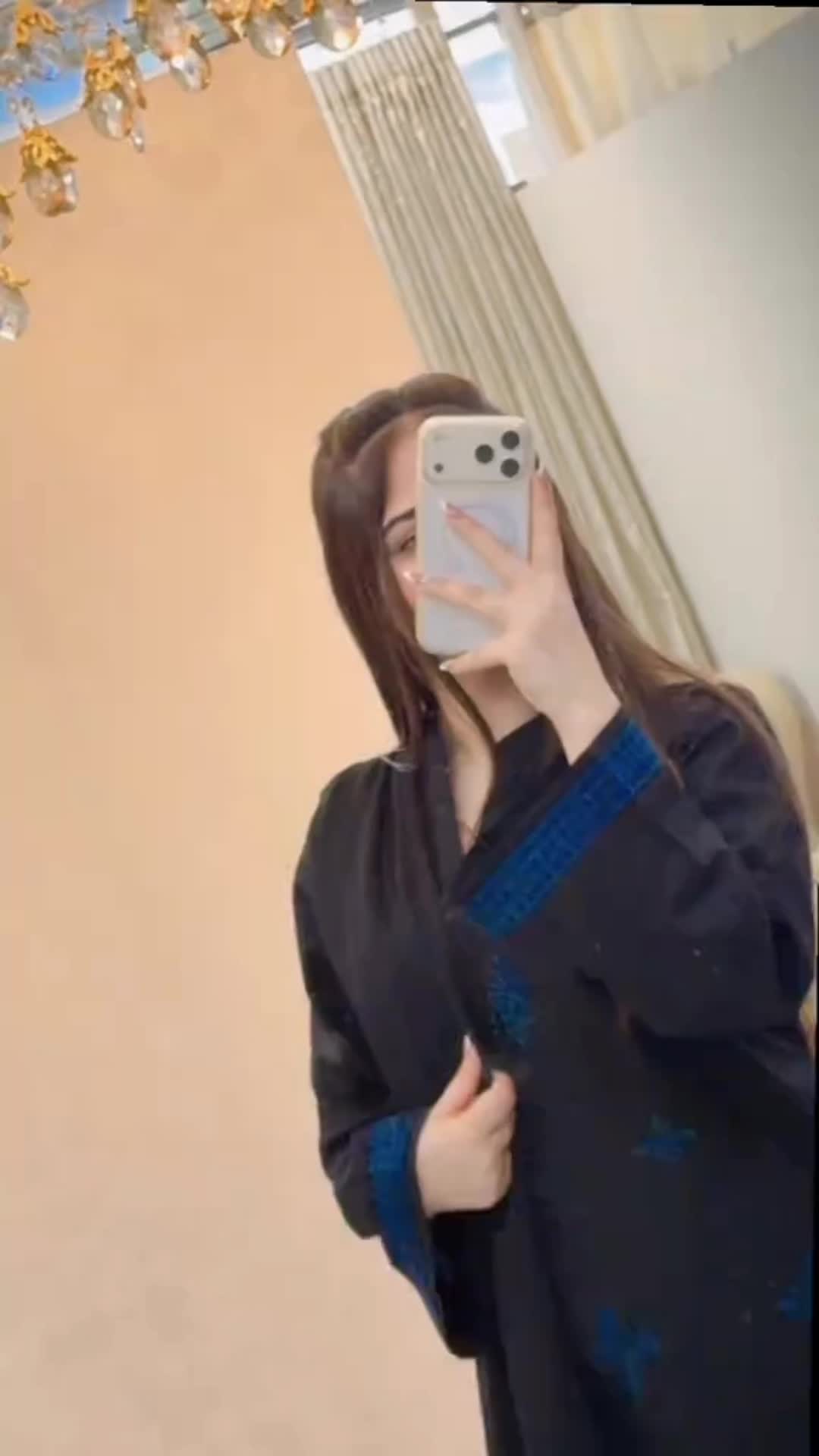 @👑_Queen_👑