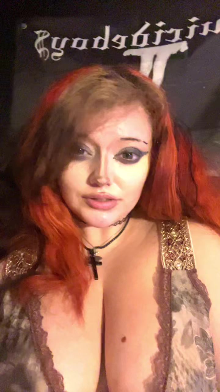 @livingde4dgirl