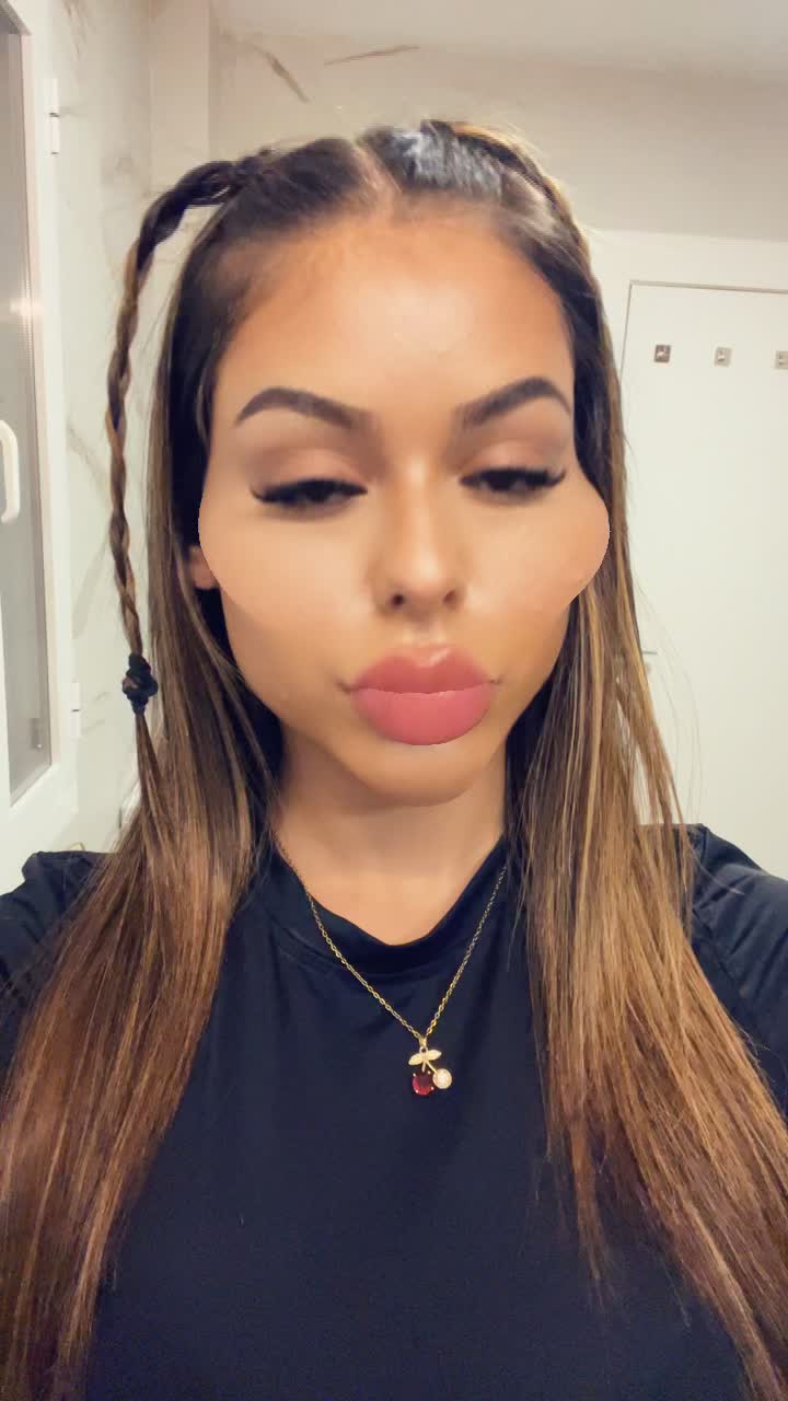 @Mina🍒