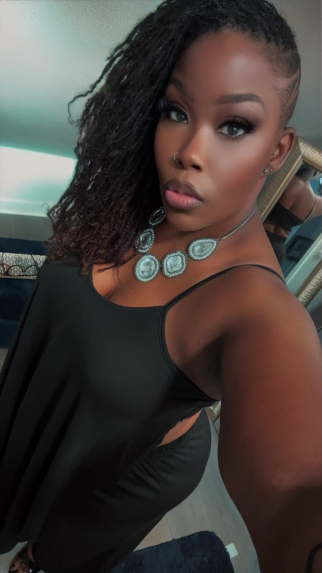 @Unapologetically_Mars