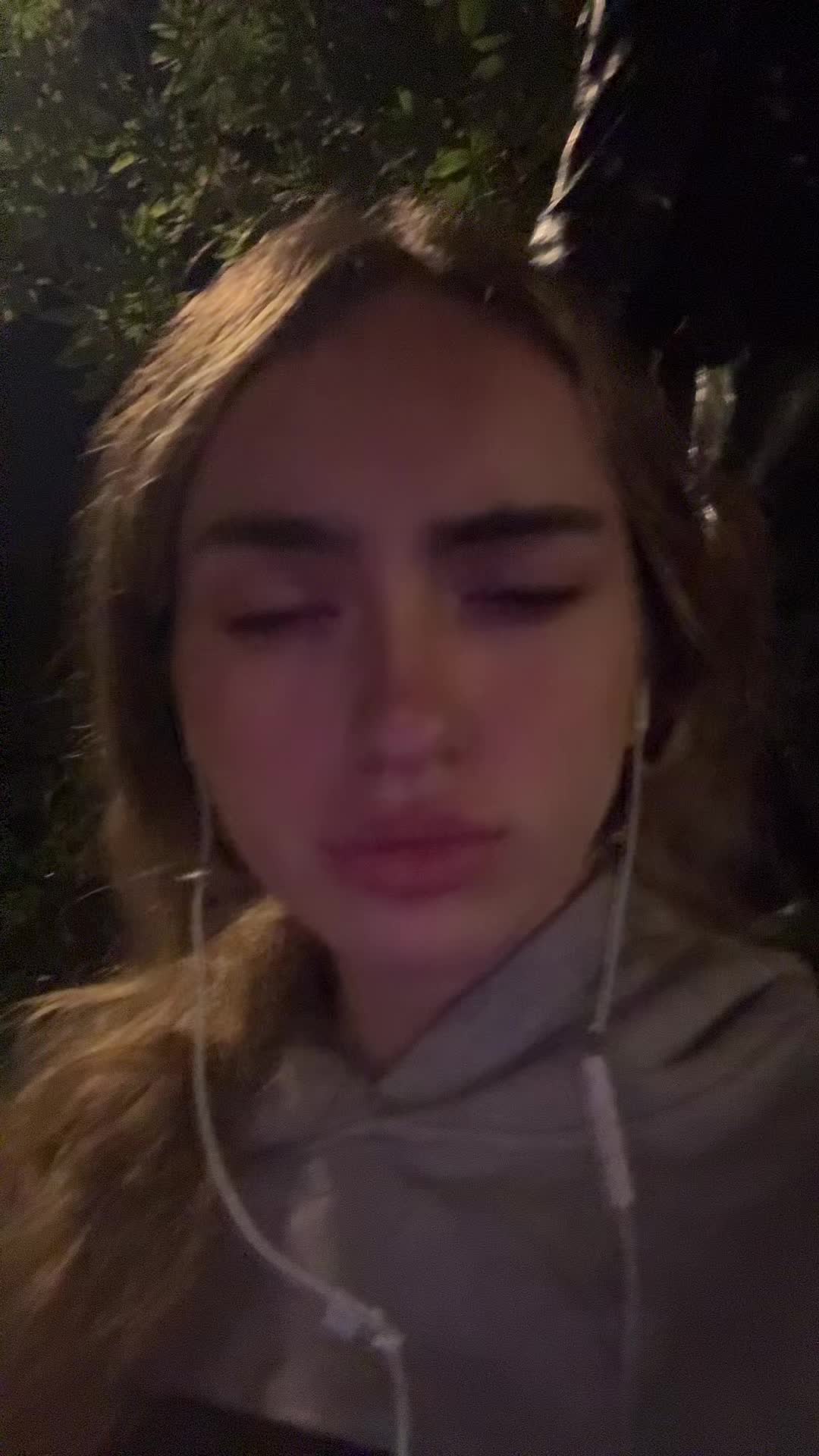 @girlwhosgotitgoingon