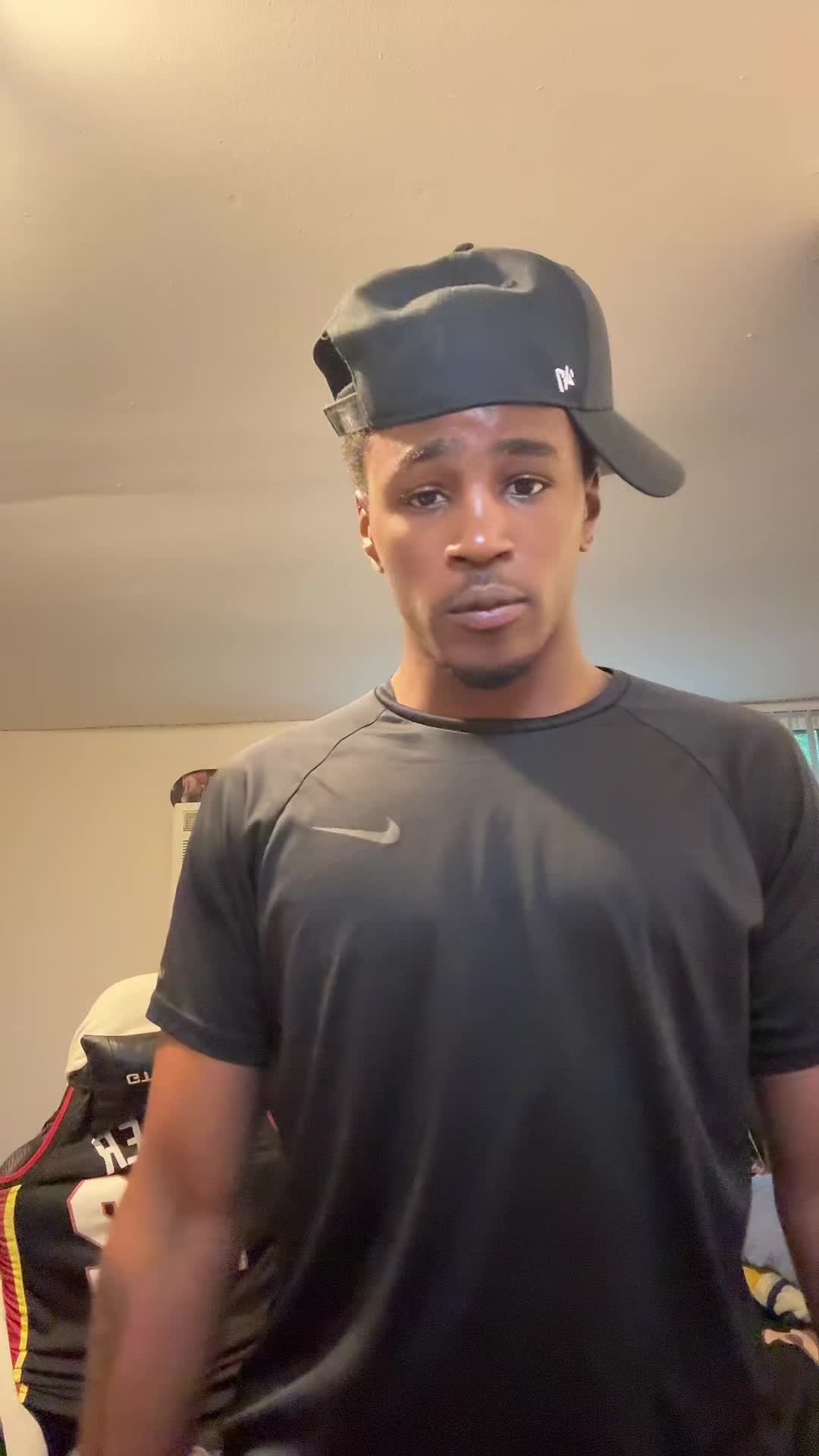 @5xKobxyz